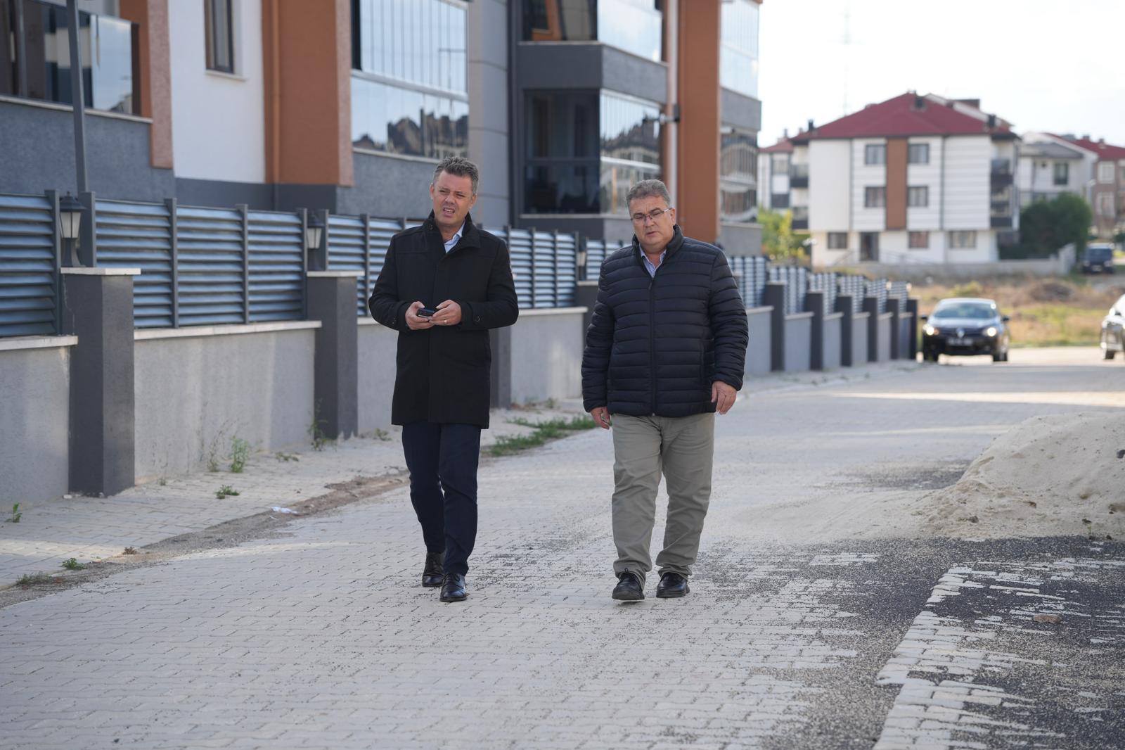 Ba�kan Sar�kurt, Gaziosmanpa�a Caddesi�ndeki Yol �al��malar�n� �nceledi